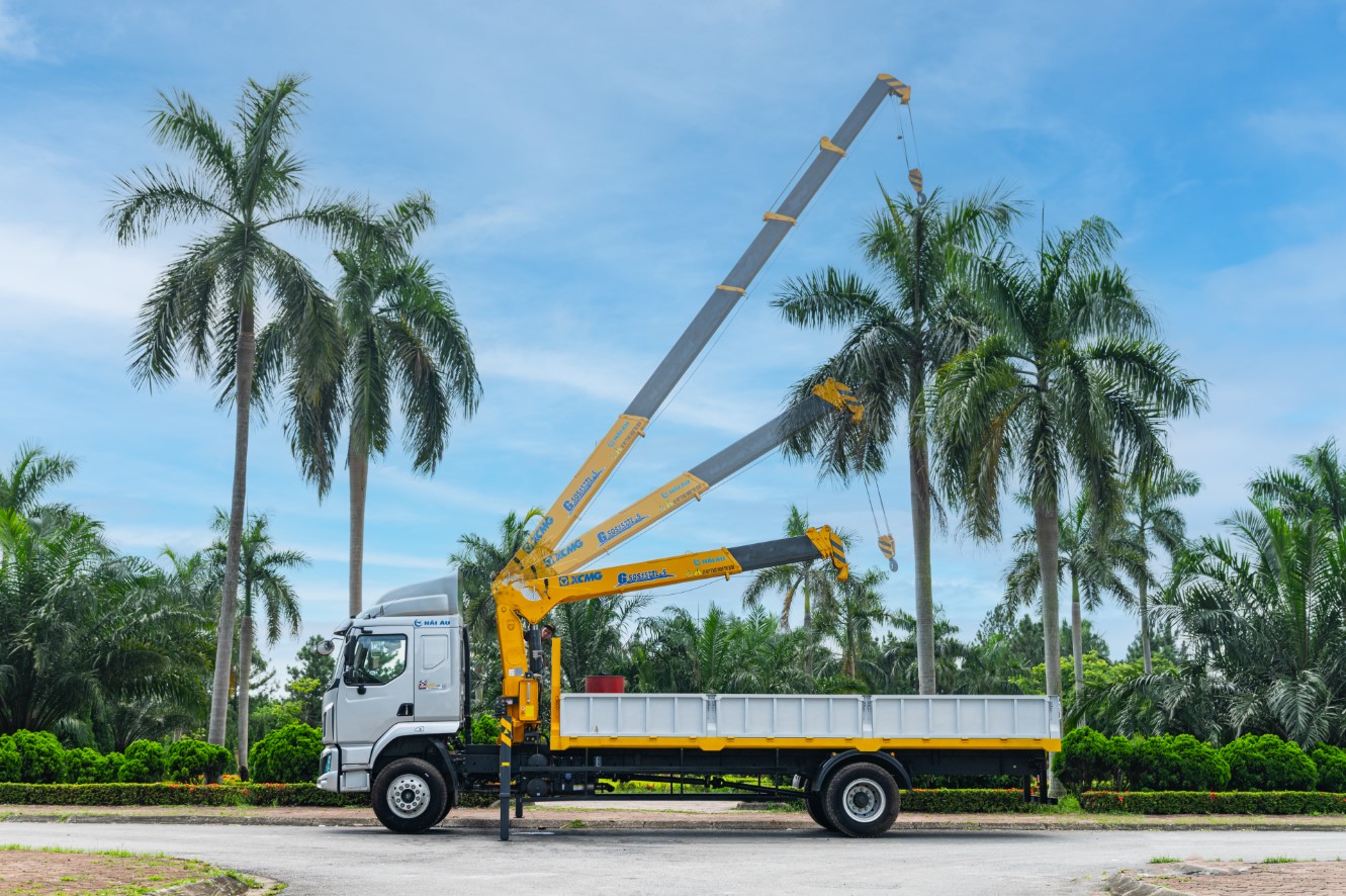CẨU TỰ HÀNH XCMG GSQS157TL-5 6.3 TẤN 5 ĐỐT