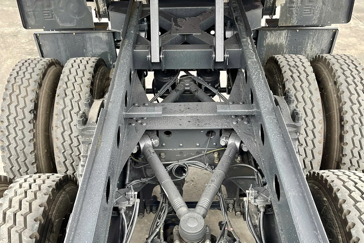 BEN 3 CHÂN 350HP CẦU DẦU