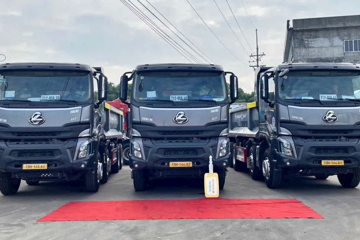 BEN 4 CHÂN 390HP CẦU DẦU