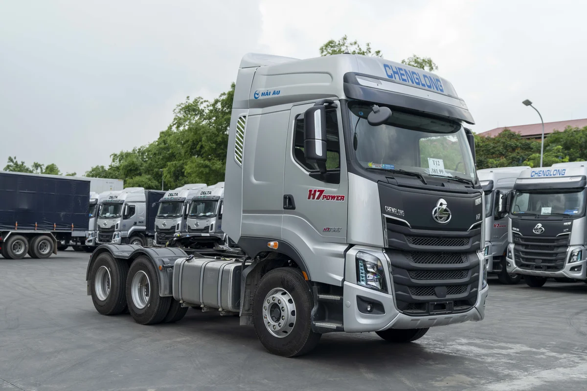 ĐẦU KÉO 385 HP CHENGLONG HẢI ÂU