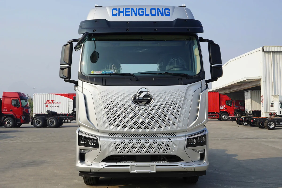DAU KEO 390HP H5V CHENGLONG HAI AU