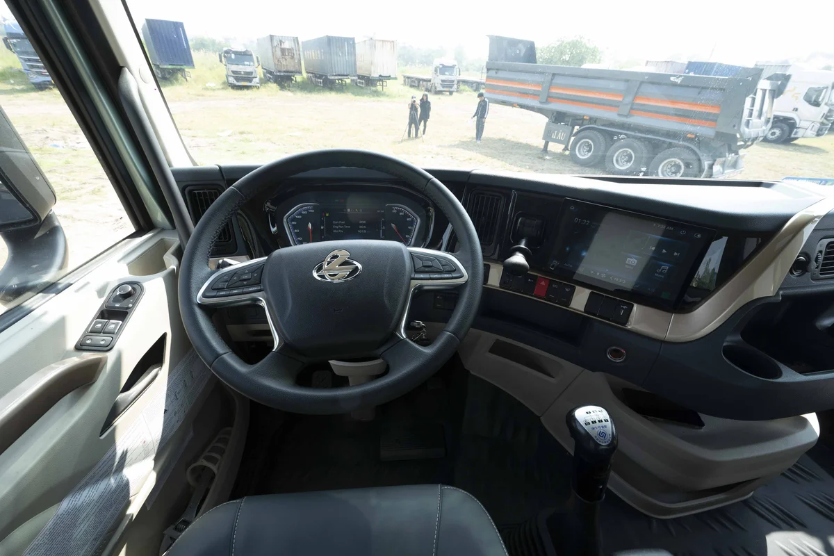 DAU KEO 410HP CHENGLONG HAI AU