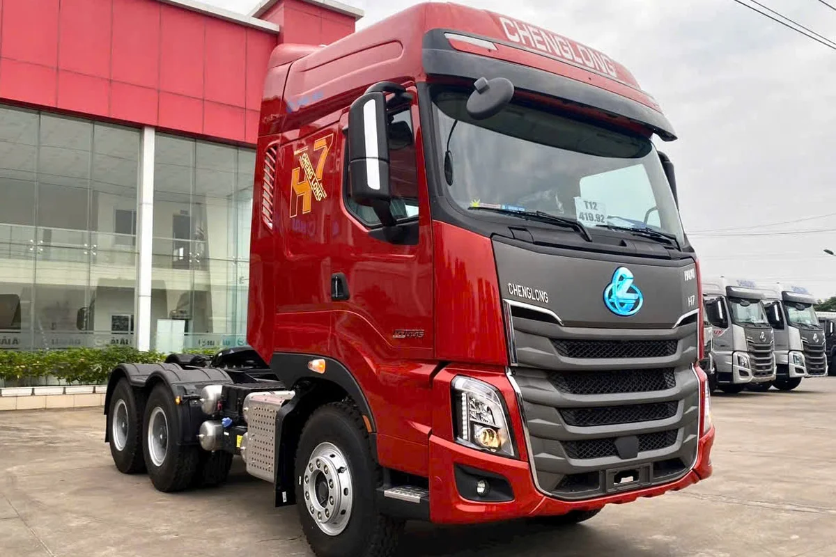 ĐẦU KÉO 445HP LUXK CẦU DẦU