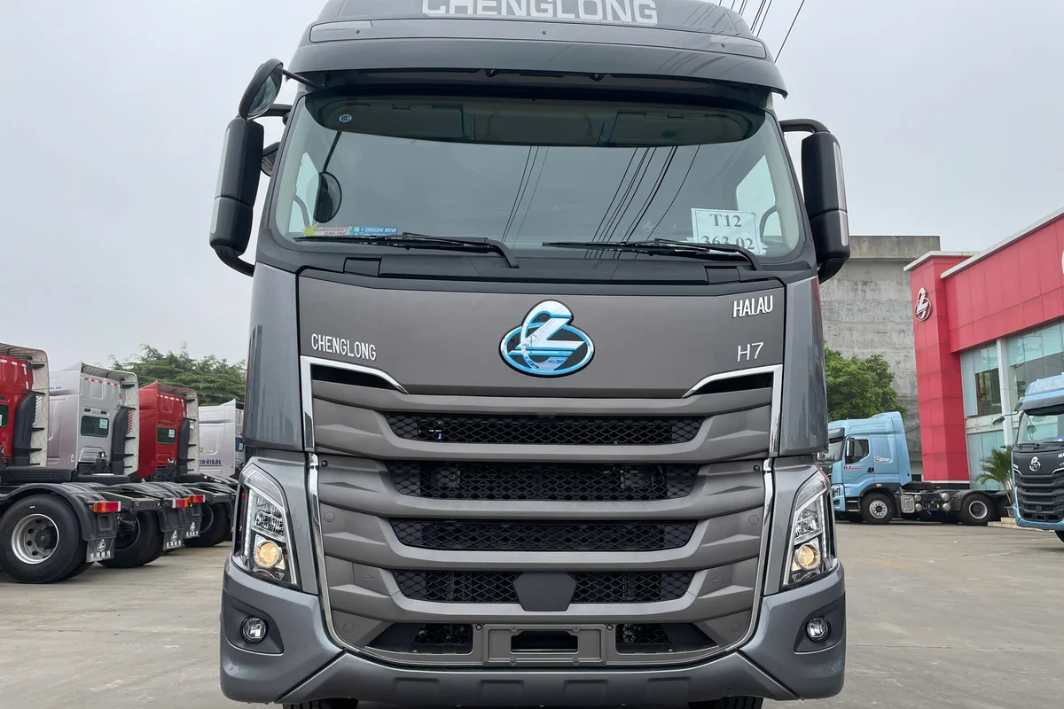 DAU KEO 445HP LUXS CHENGLONG HAIAU