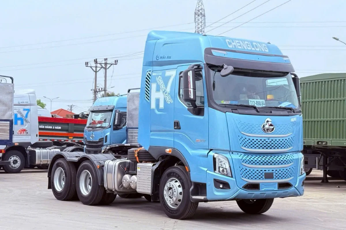 ĐẦU KÉO 450HP LUXX CẦU LÁP