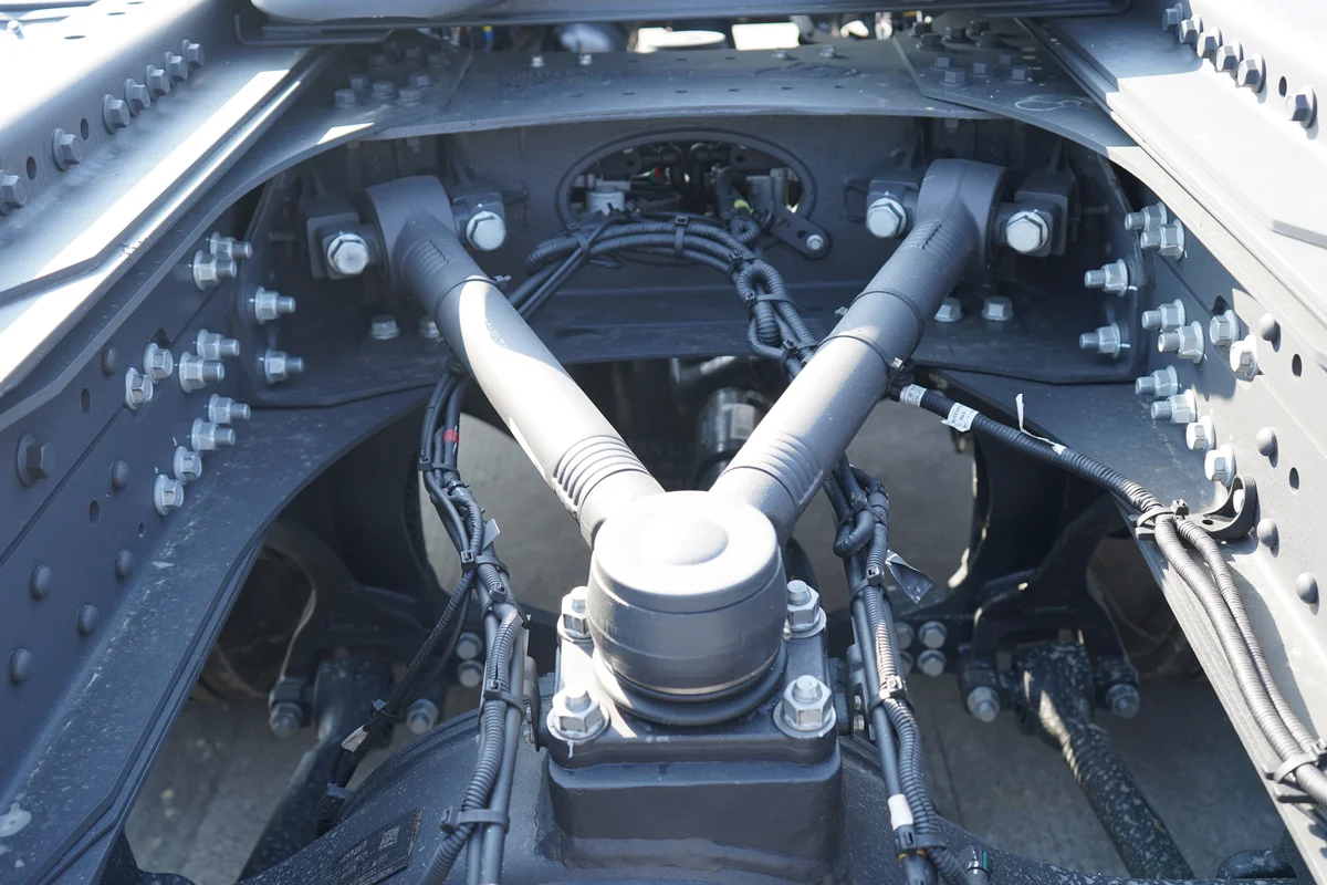 DAU KEO 470HP CABIN HK CHENGLONG HAI AU