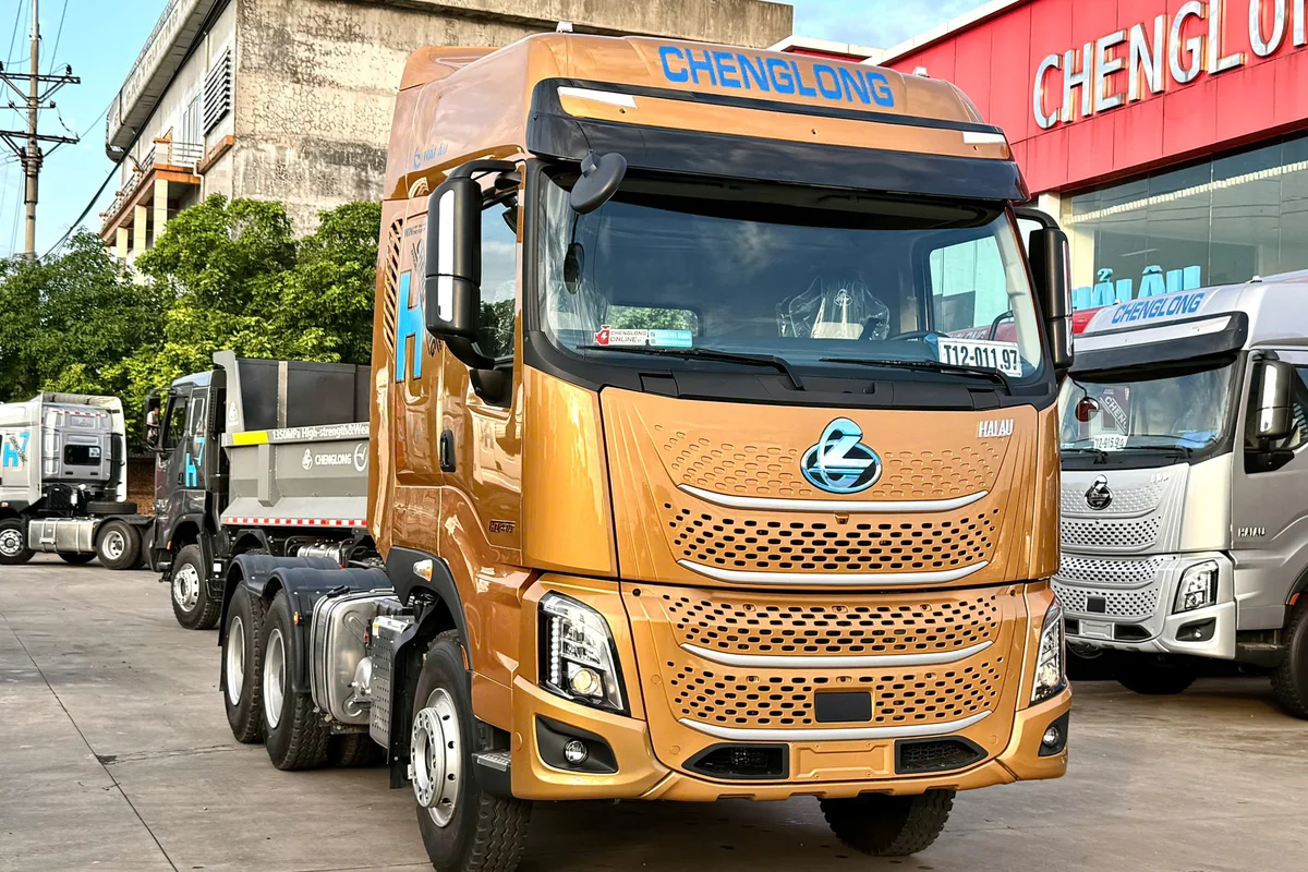 ĐẦU KÉO 470HP MEGAK CẦU DẦU