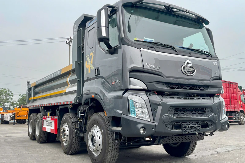 Xe tải ben 4 chân động cơ 350Hp cầu dầu Chenglong thùng U - Ảnh 8