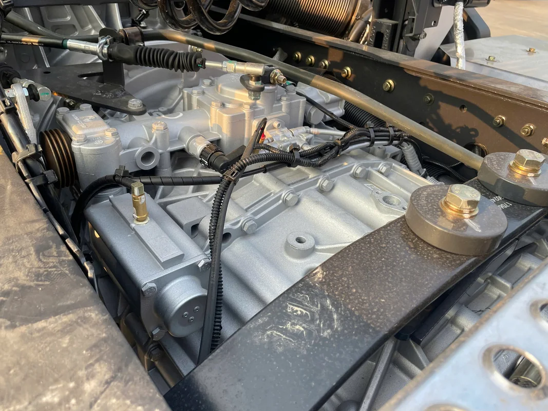 Động cơ Yuchai 445HP trang bị trên xe đầu kéo Chenglong LuxS Hải Âu