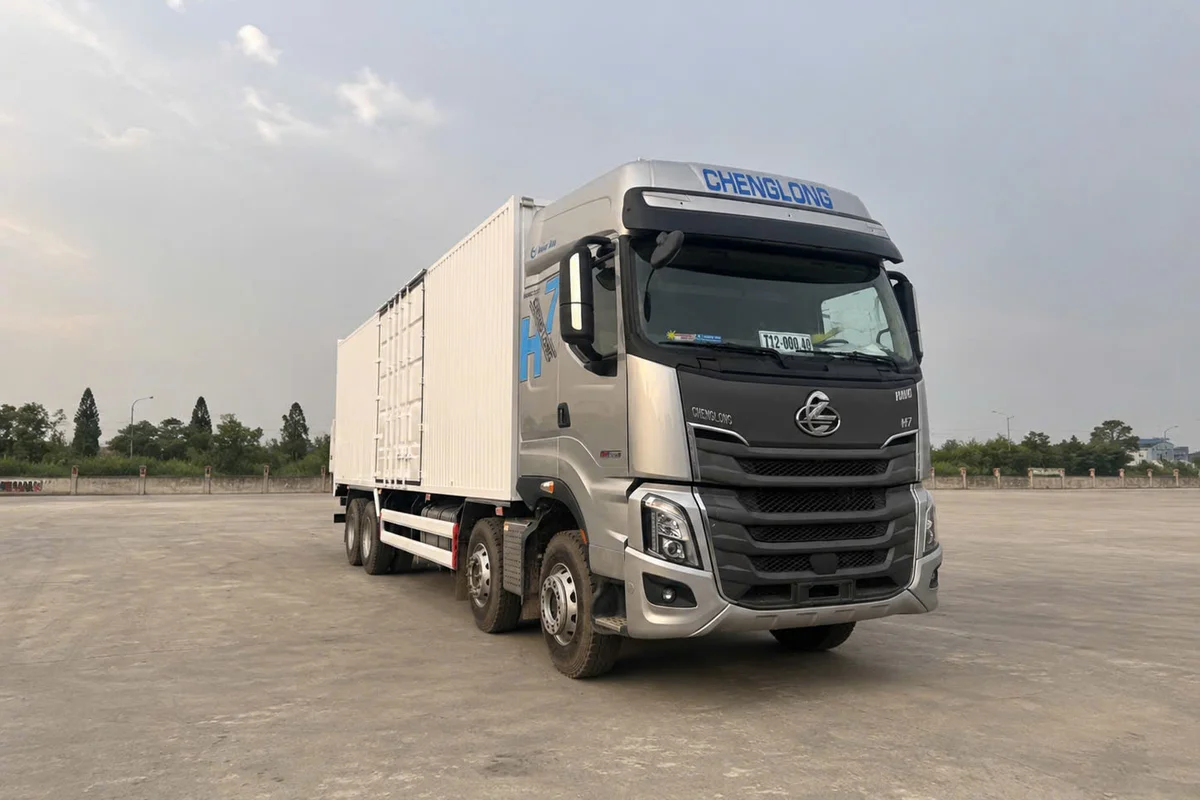 TẢI THÙNG 5 CHÂN 360HP THÙNG KÍN