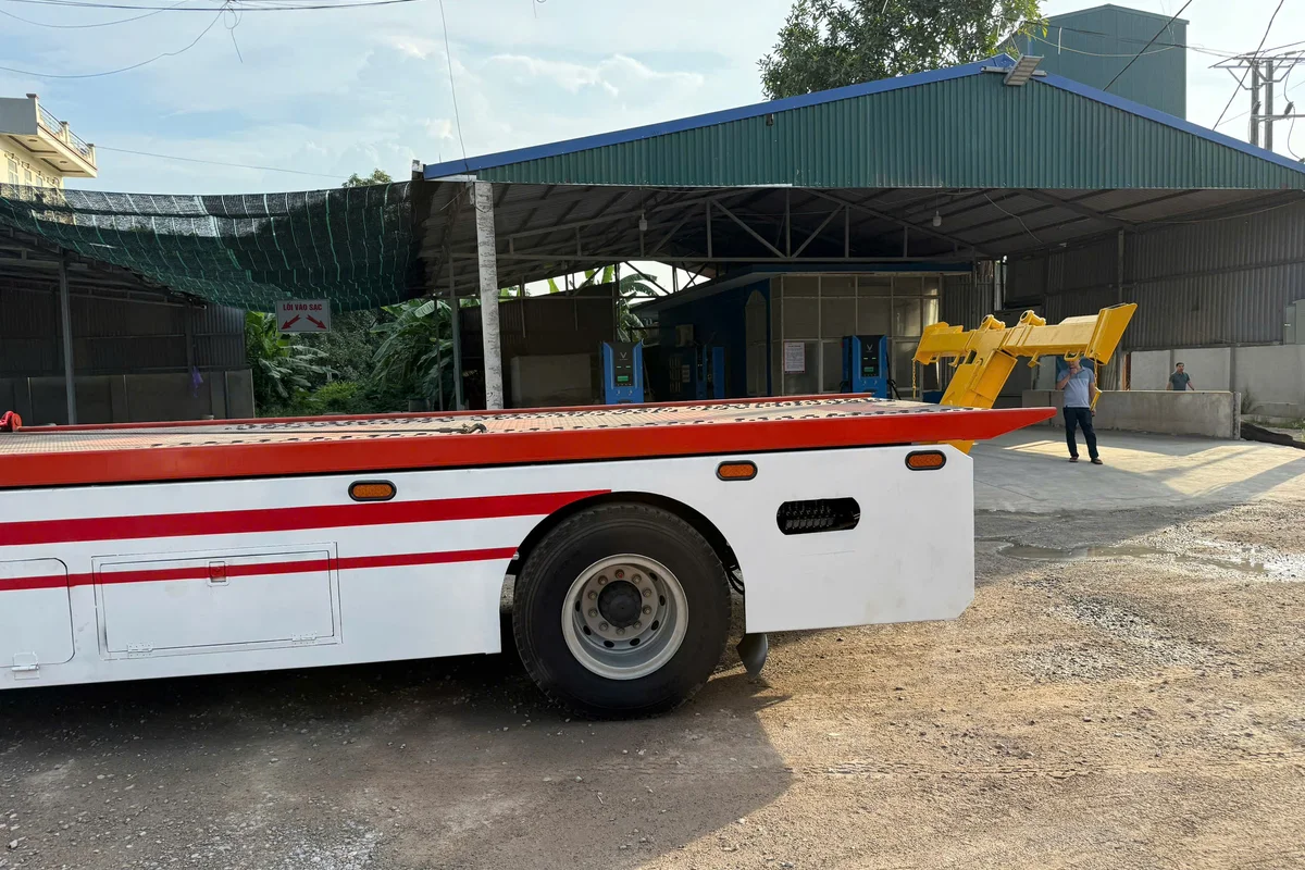 CỨU HỘ 3 CHỨC NĂNG CẨU XCMG GẤP