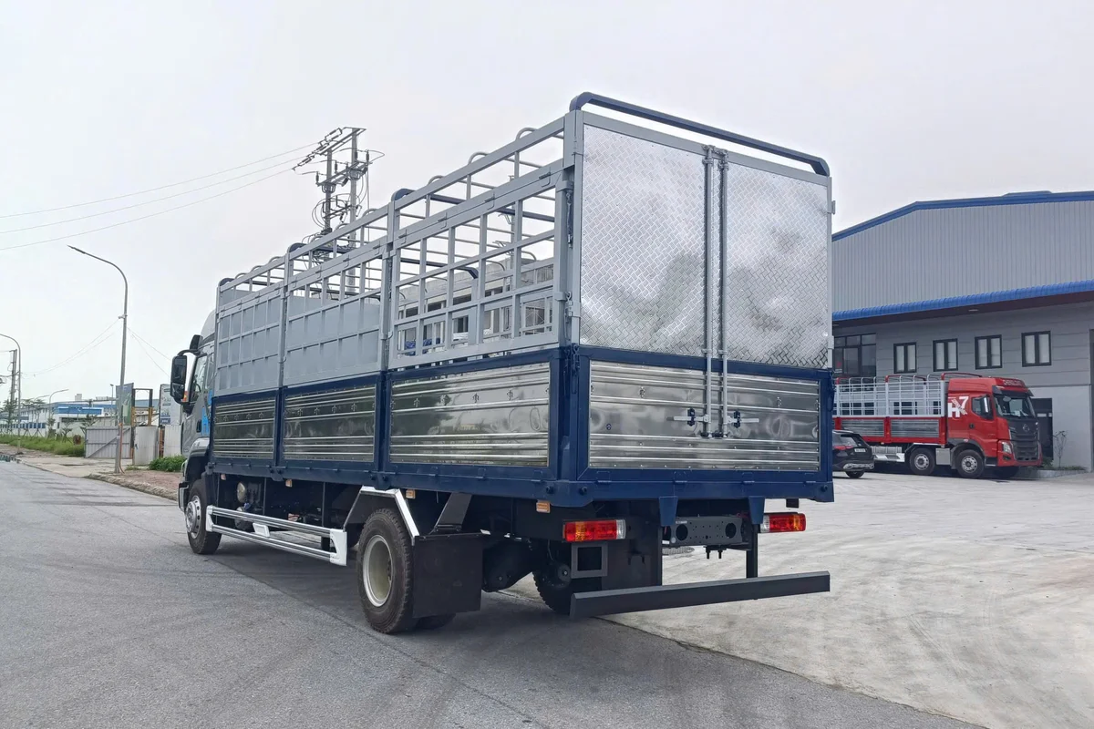 THÙNG MUI 245HP H5 8M3