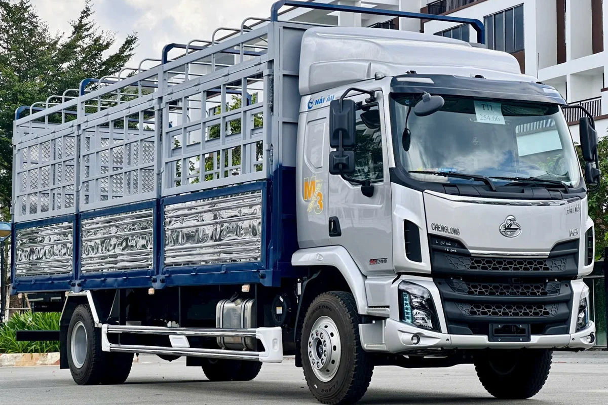 THÙNG MUI M3 6 MÁY 200HP